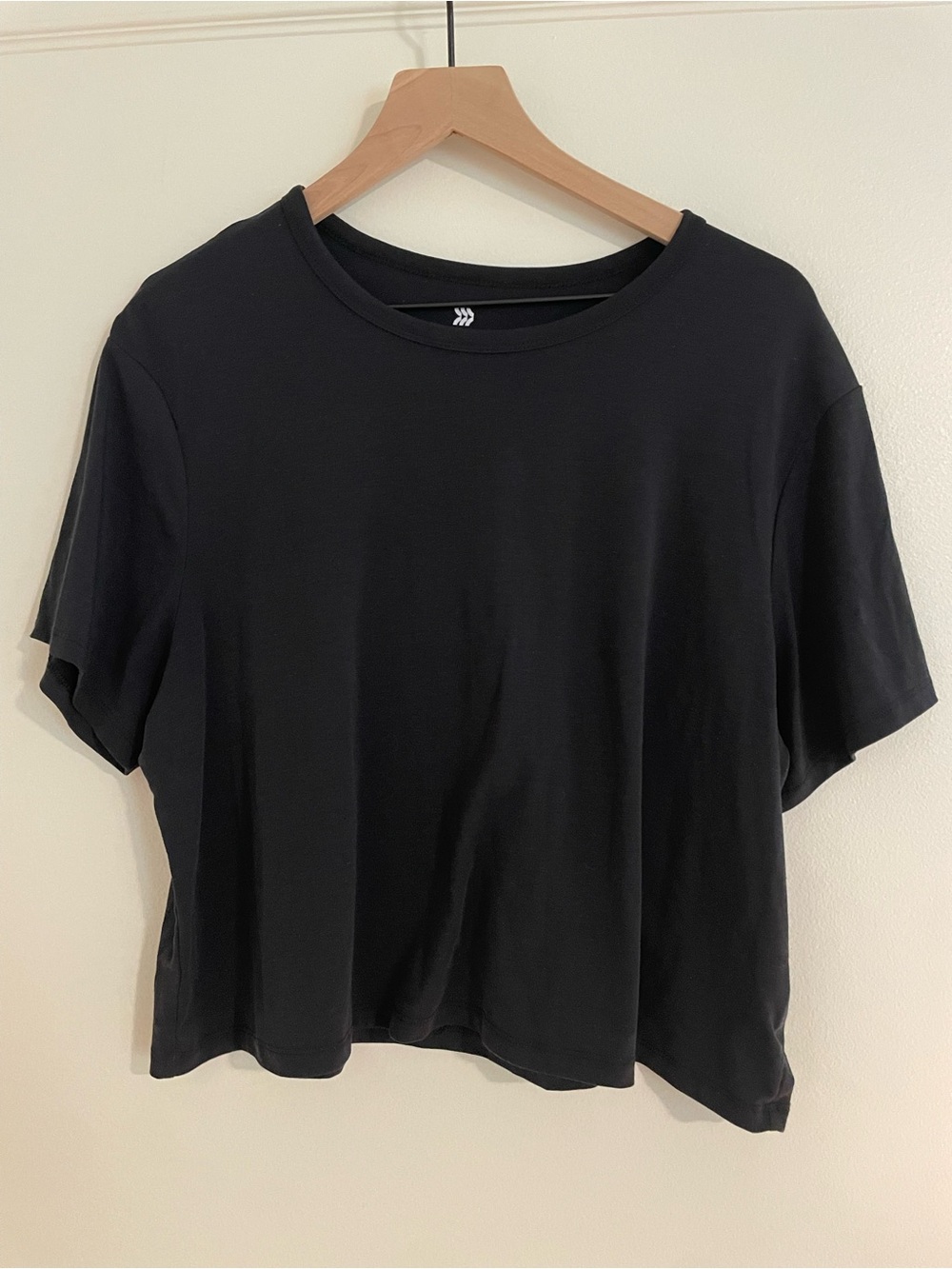 All in Motion crewneck short sleeve tee shirt black Large